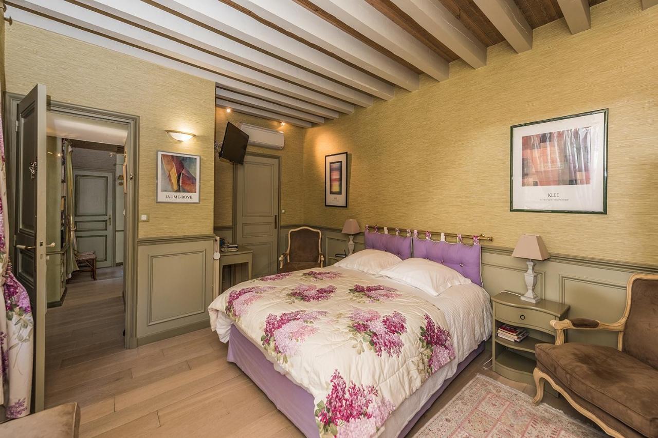 Chambres D'Hotes La Closerie Des Trois Marottes Melun Exterior photo